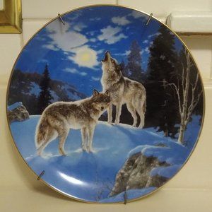 Vintage Limited Edition "Moon Song" Wolves Collector's Plate #506